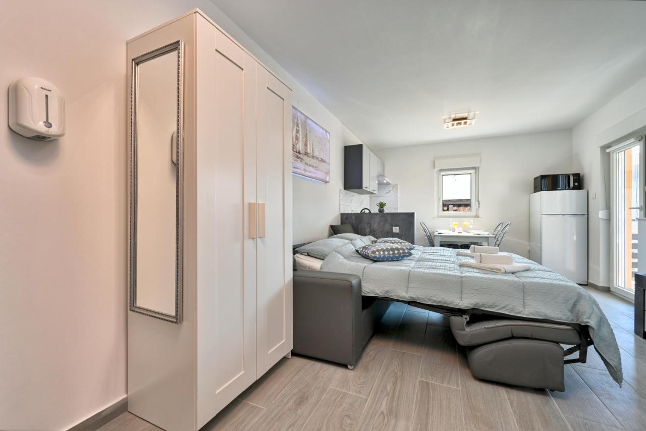 Apartman Michael / Novalja / Zrce Luaran gambar